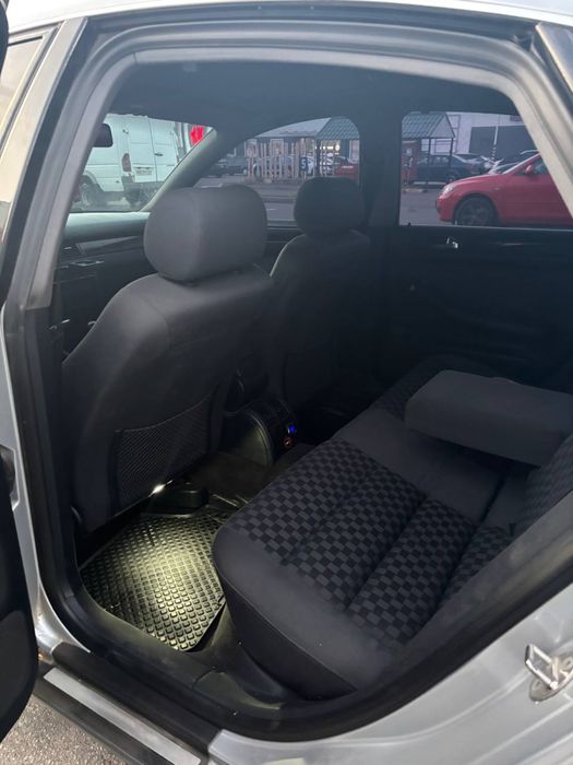 Audi a6c5 / 2.4 / 1998