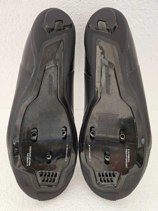 Sapatos AGU / Shimano nº40 (Novos)