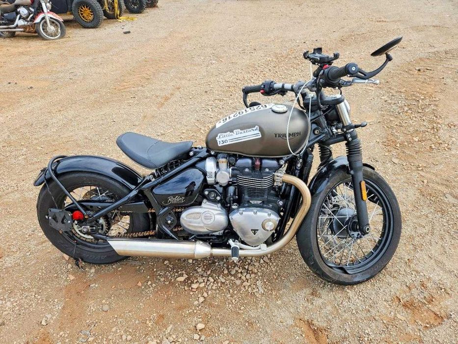 2017 triumph motorcycle bonneville bobber