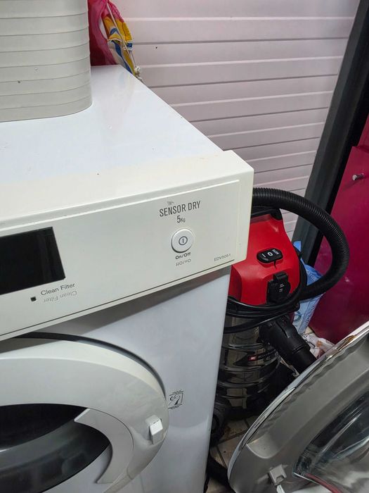 Maquina de Secar Roupa Electrolux