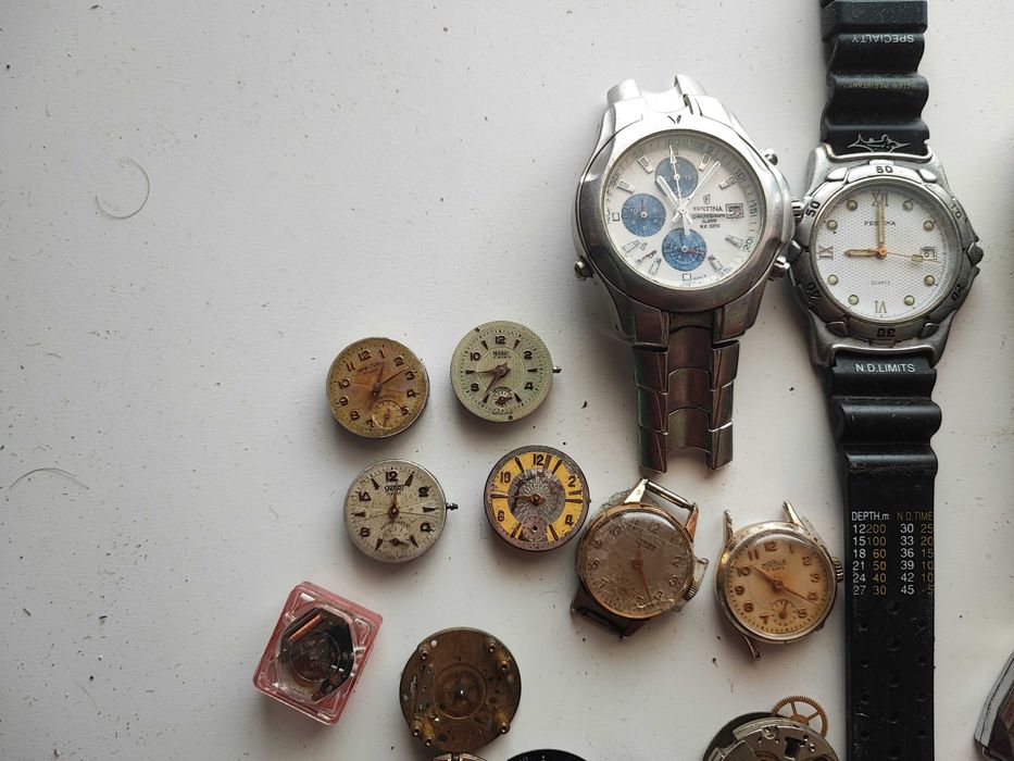 Lote de relógios para peças ou reparação