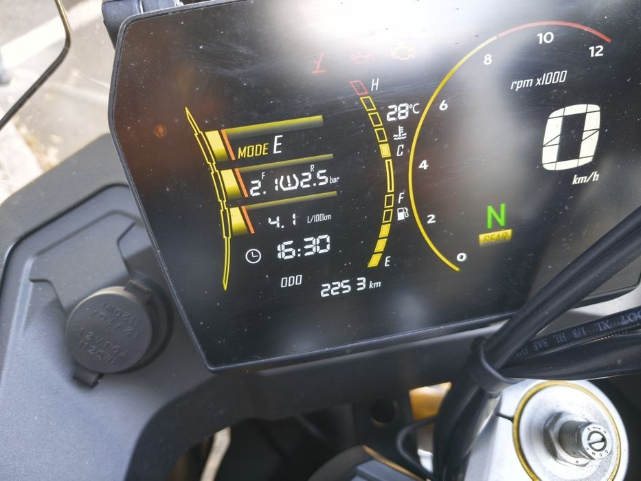 Voge 525 dsx black night 2025