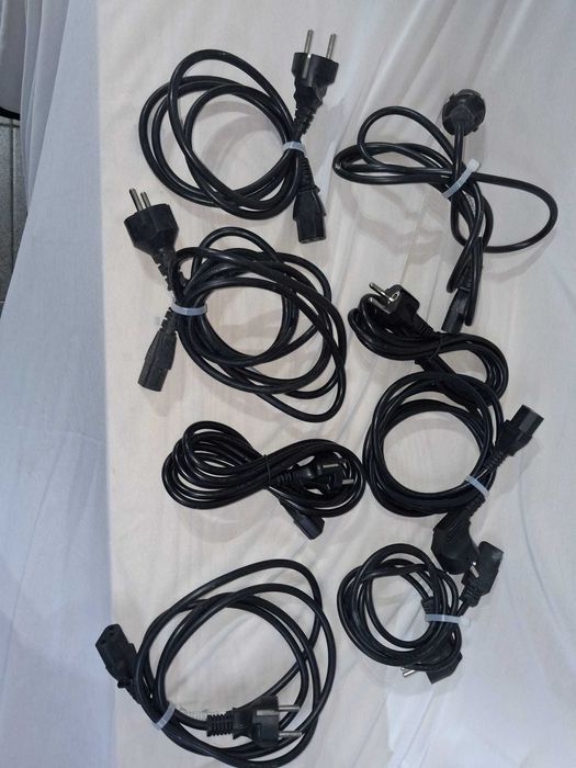 Vários Cabos Som Imagem