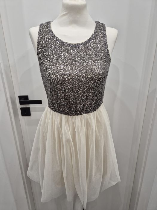 Sukienka błyszcąca imprezowa z cekinami tiul sylwestrowa Divided 36/S