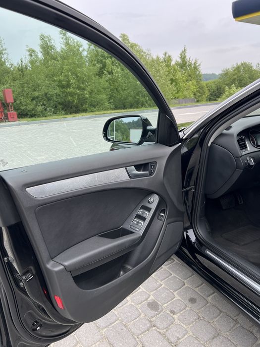 Audi A4 2013 VIN WAUAFAFLXDN043213 фото оголошення 18 з 24