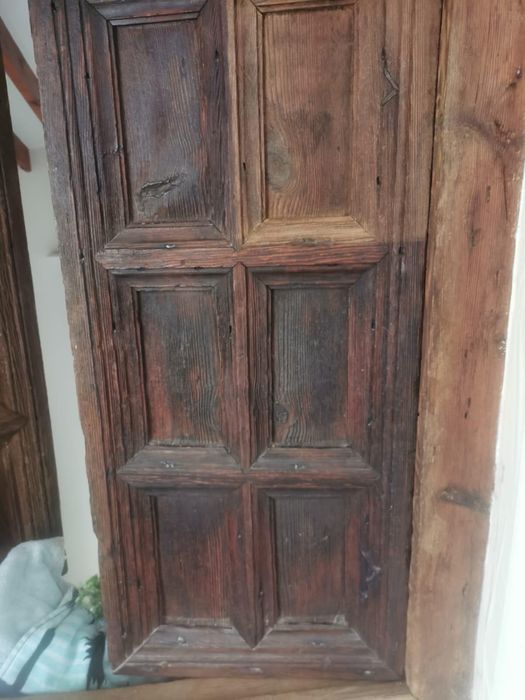 Laserowe renowacje drewna, drzwi, schody, meble