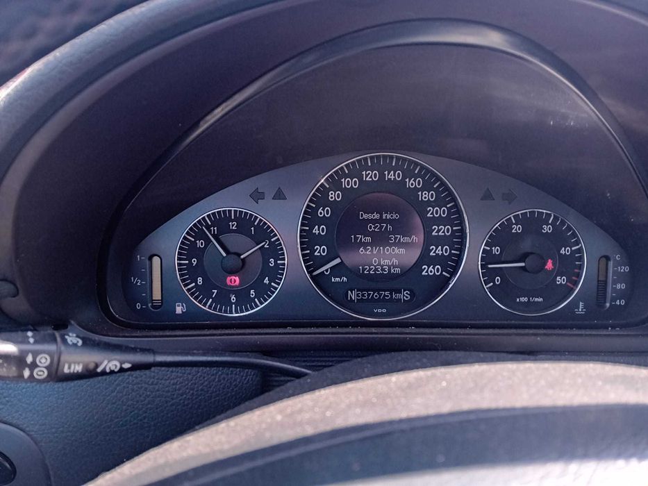 Mercedes-Benz CLK 270 CDI 2.7 CDI — 2003