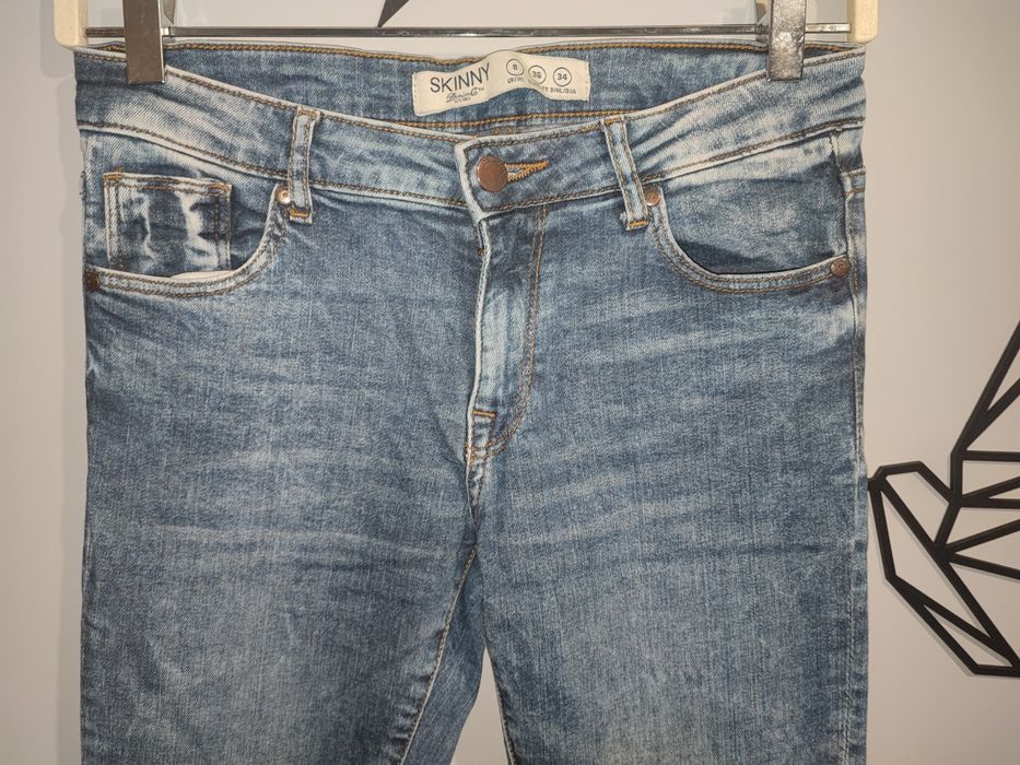 Spodnie jeansowe, jeansy z zamkami przy nogawkach Denim 36
