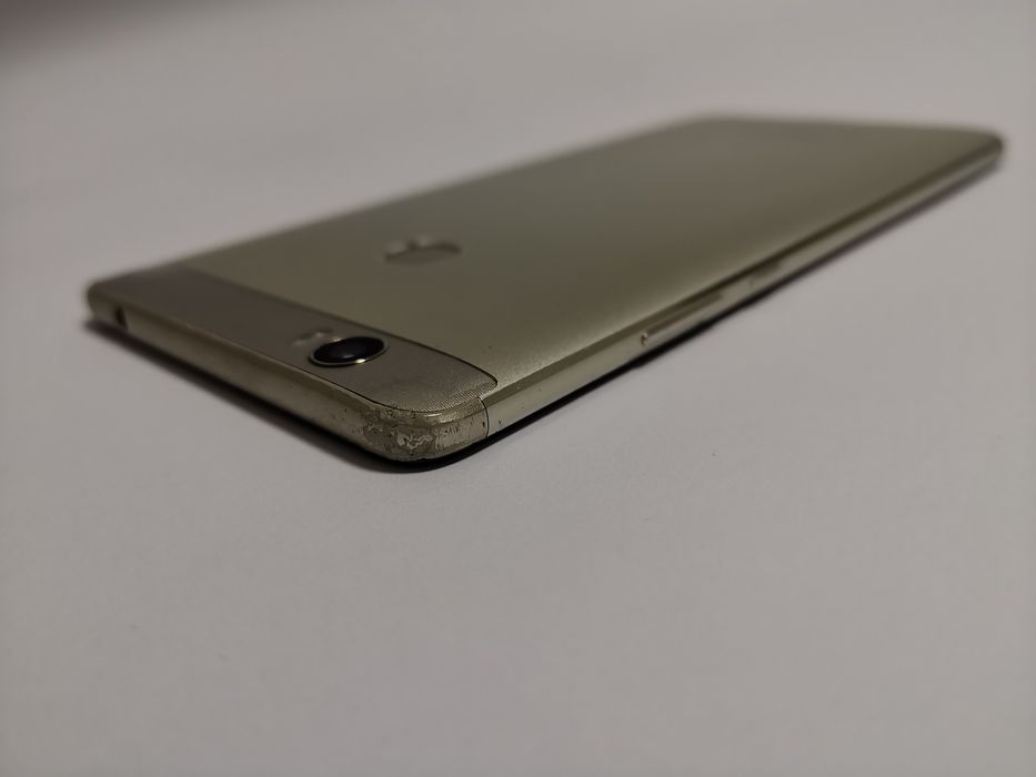 Смартфон Honor Note 8