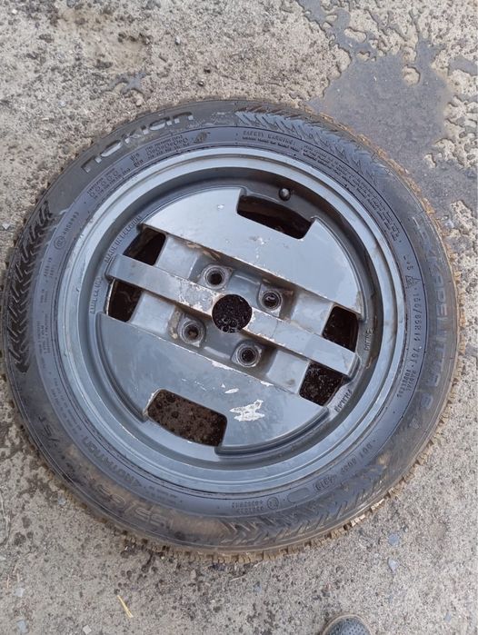 Nokian hakkapeliitta 8 155/65/14 2шт, с дисками