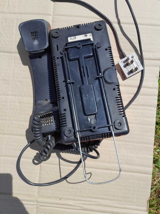 Telefon czerwony Bartek używany