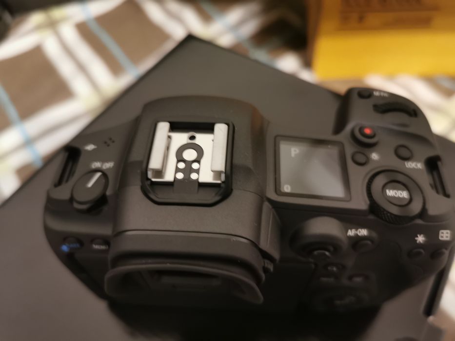 Aparat bezlusterkowiec Canon R5  kilkanaście zdjec zrobionych