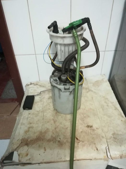 Boia combustivel c/bomba A4