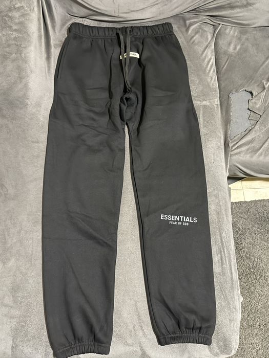 Fato de treino essencials