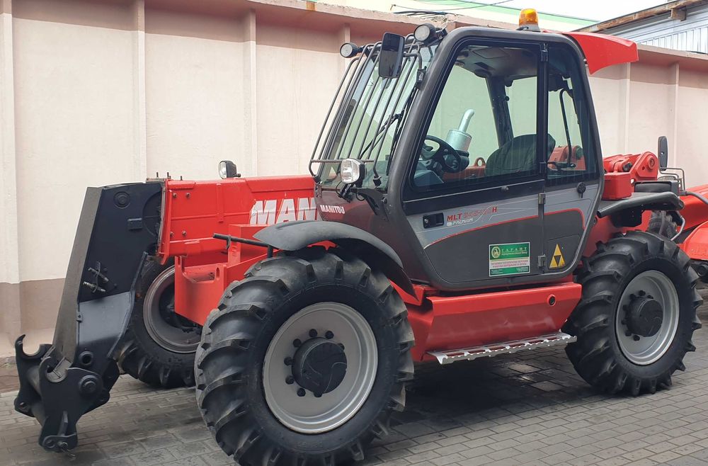 Маниту 735, MANITOU MLT 735-120 LSU, JCB