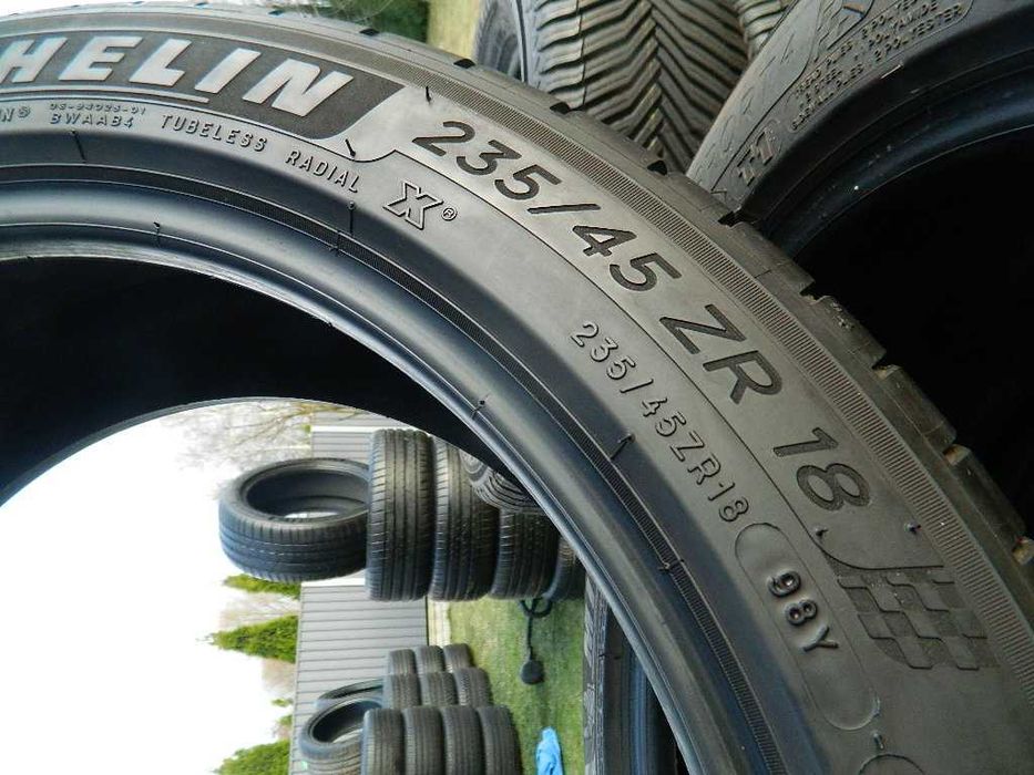 Шина колеса резина R18 235/45 MICHELIN Pilot Sport4 2шт Літо