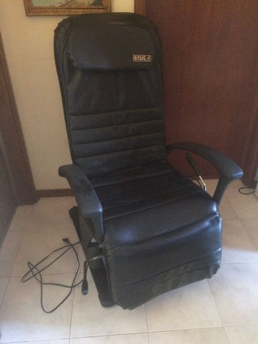 Cadeira de massagens elétrica ECUS com comando