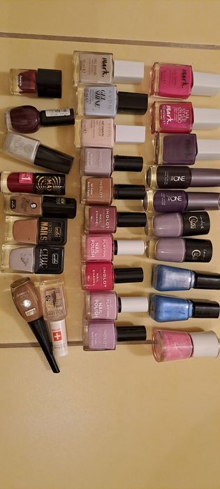 Lakiery do paznokci Avon, Inglot, Oriflame, ...
