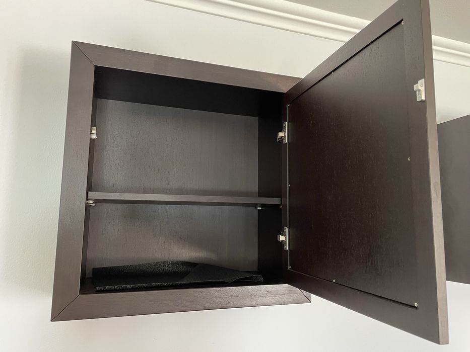 Armário em cubo decorativo