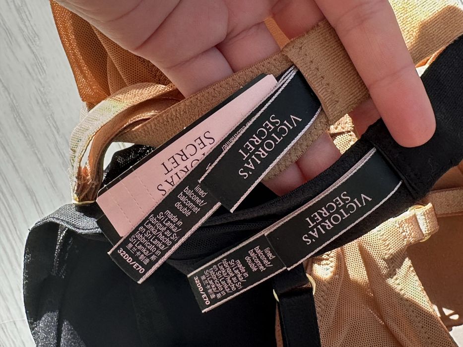 Бюсти Victoria’s secret