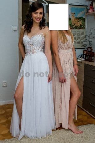 Suknia ślubna rozm.S z welonem