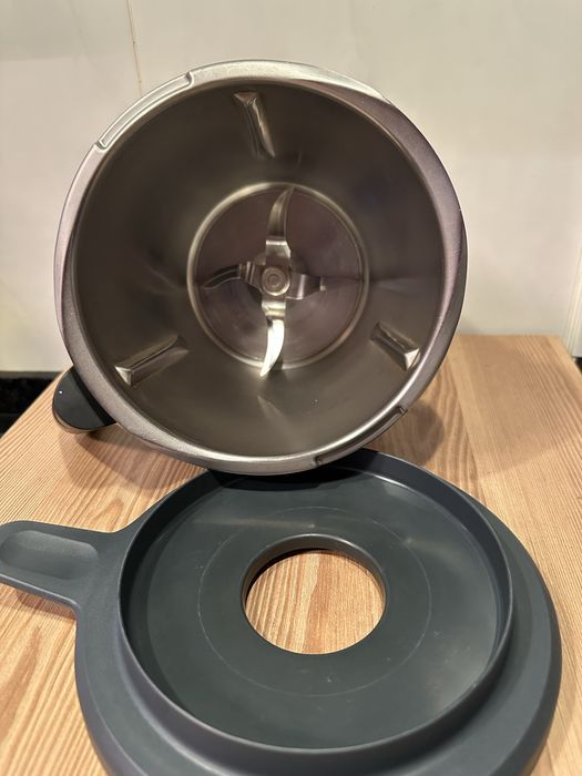 Bimby tm5 pouco usada