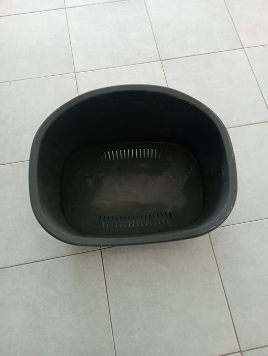 Cama de plástico para cão/gato