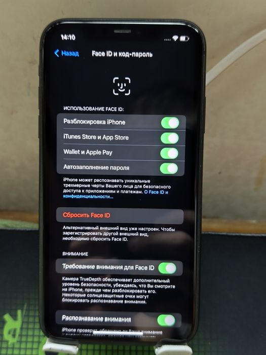 Продам iPhone 11 64gb newerlock