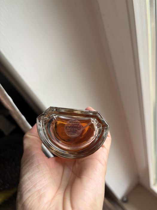 Bi es piękne perfumy pachnie mocno i podobne do lancome