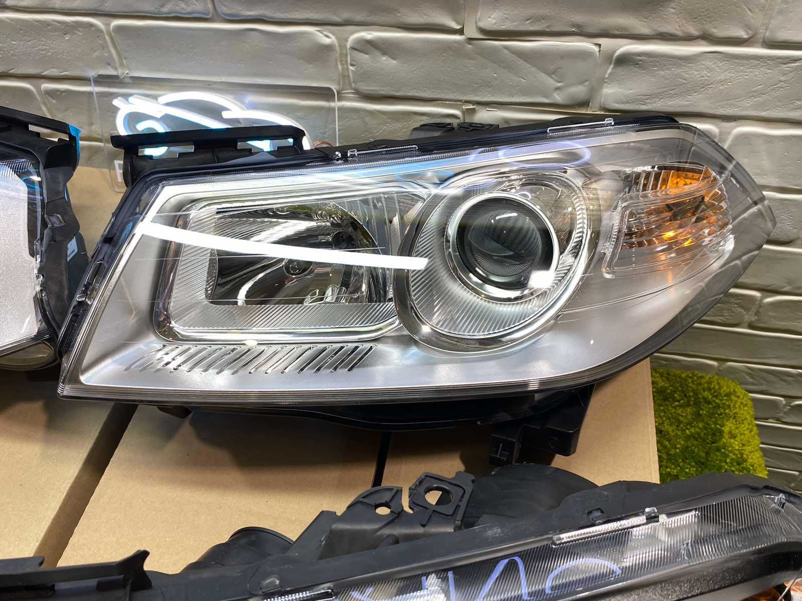Фара Нова Рено Меган 2 2002-2009 ліва права Оригінал Renault Megane 2: ...