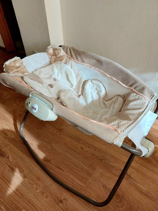 Kołyska dla dziecka Meying z wibracjami.