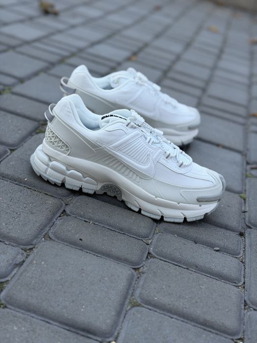 Кросівки Nike Zoom Vomero Roam, оригінал