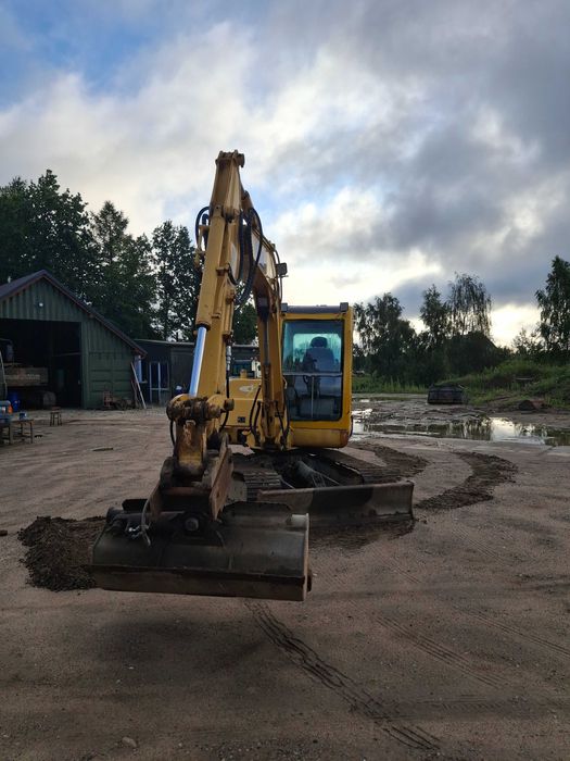 Sprzedam koparkę gąsienicową YUCHAI