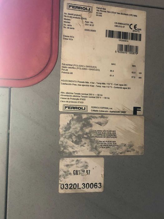 Caldeira (alta potência) + Acumulador Aq/s + Depósito Gasóleo