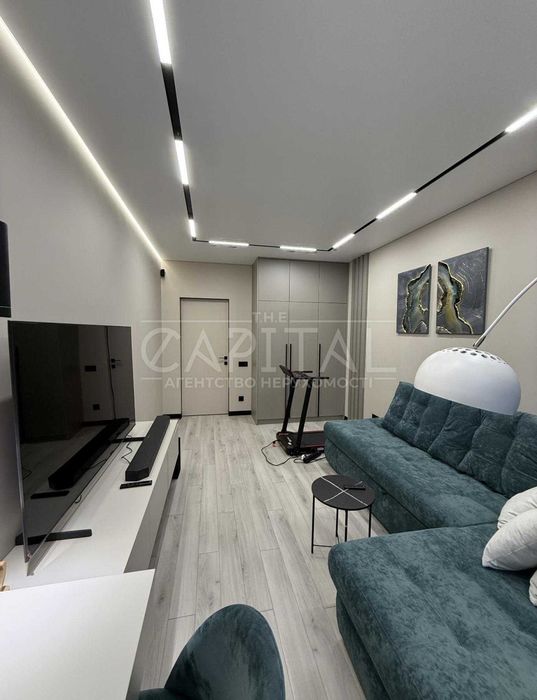 Продажа квартиры ул. Кадетский Гай, ЖК Медовый, Соломенский р-н