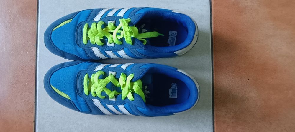 Кроссовки на подростка 38 размера