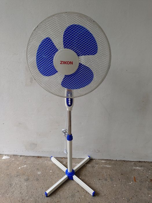 Wentylator stojący