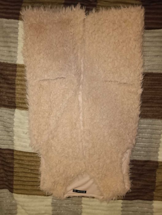 Жилетка Stradivarius размер М