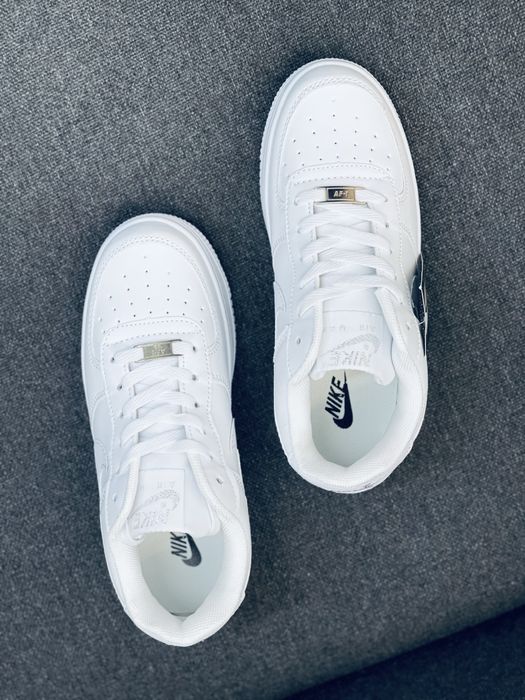 Кросівки Nike Air Force 1 wait білі