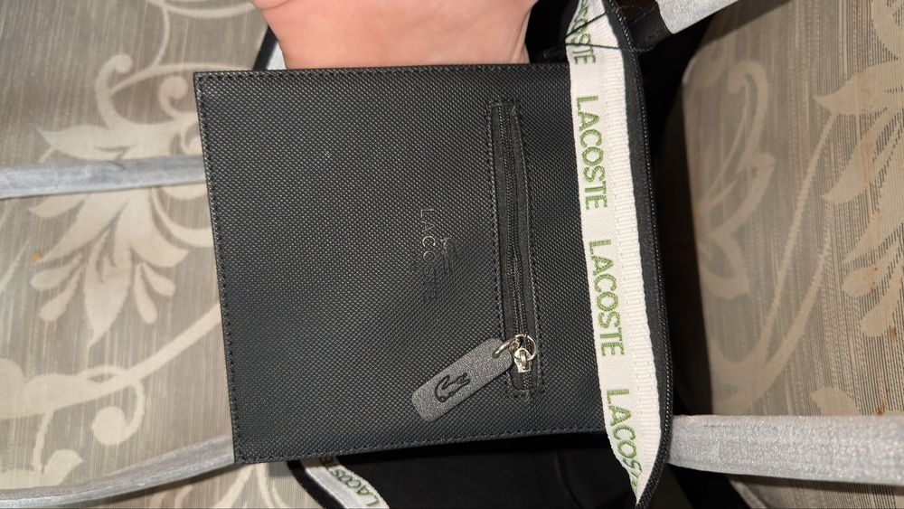 Mala Lacoste Preta
