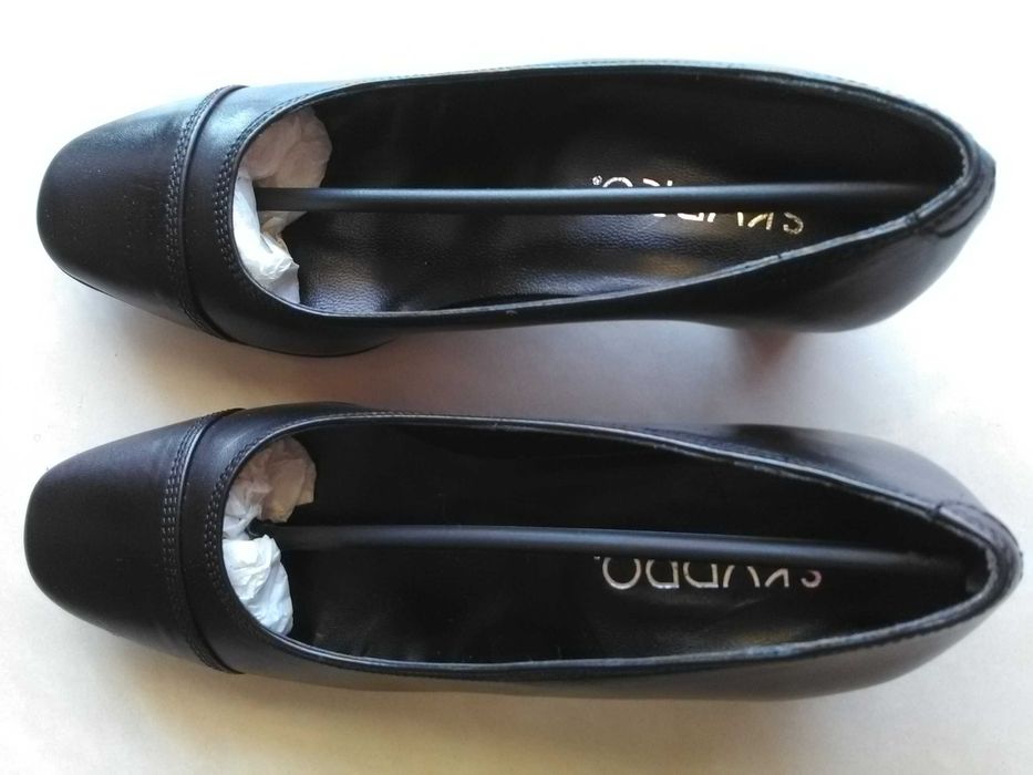 Sapatos de Senhora nº 34