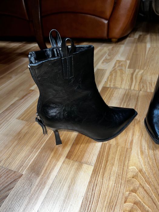 Ботільйони кожзам