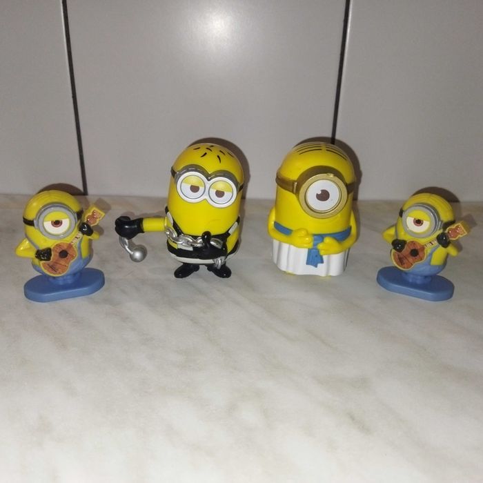 Фигурки "Миньоны" б/у