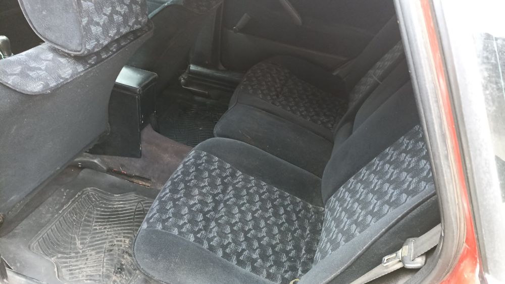 Volkswagen Pasat b3 1993 року