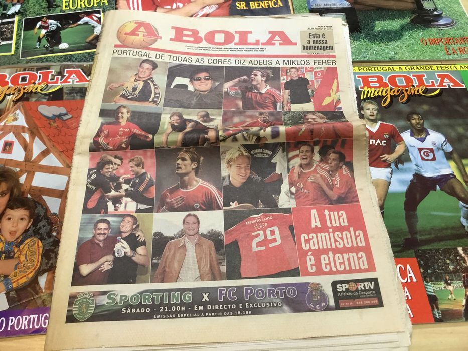 Lote de 6 revistas dos anos 80 A bola Mazazine e um jornal