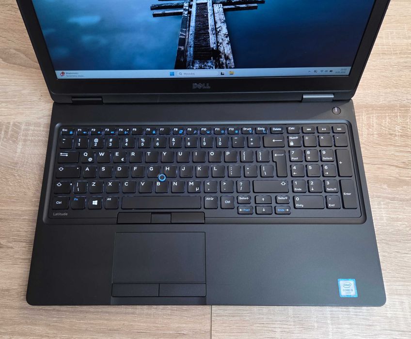 Laptop Dell 5580 Intel i5 12GB Ram Dysk SSD Windows 11