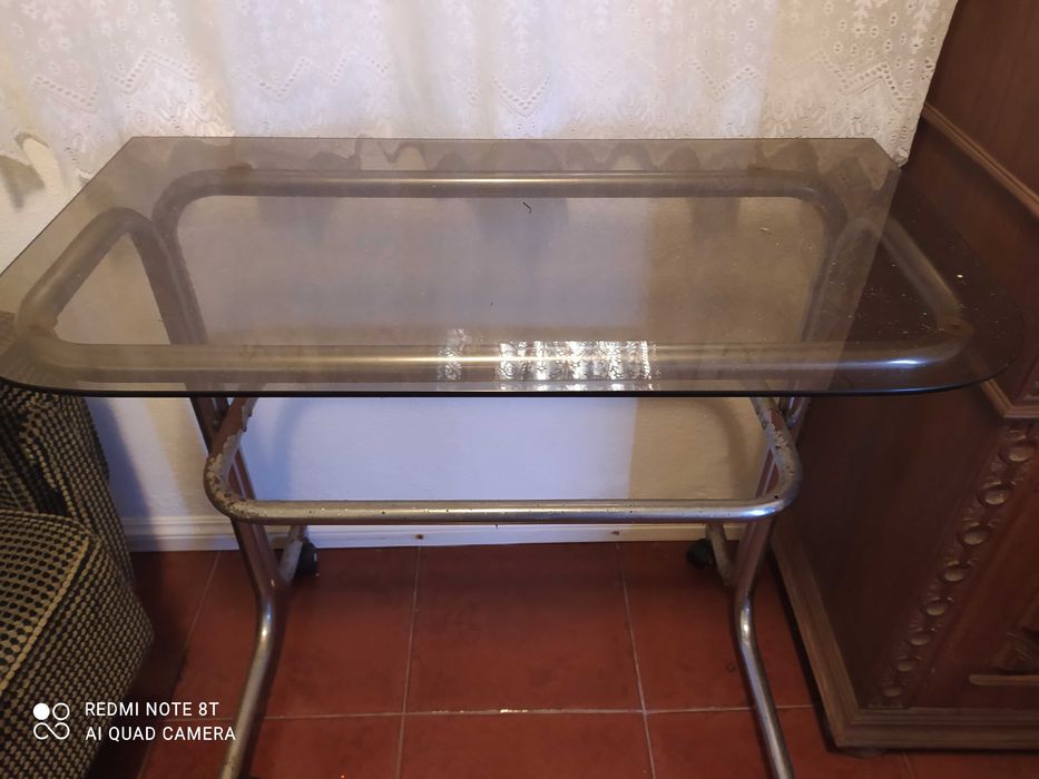 Mesa para Televisão Vintage