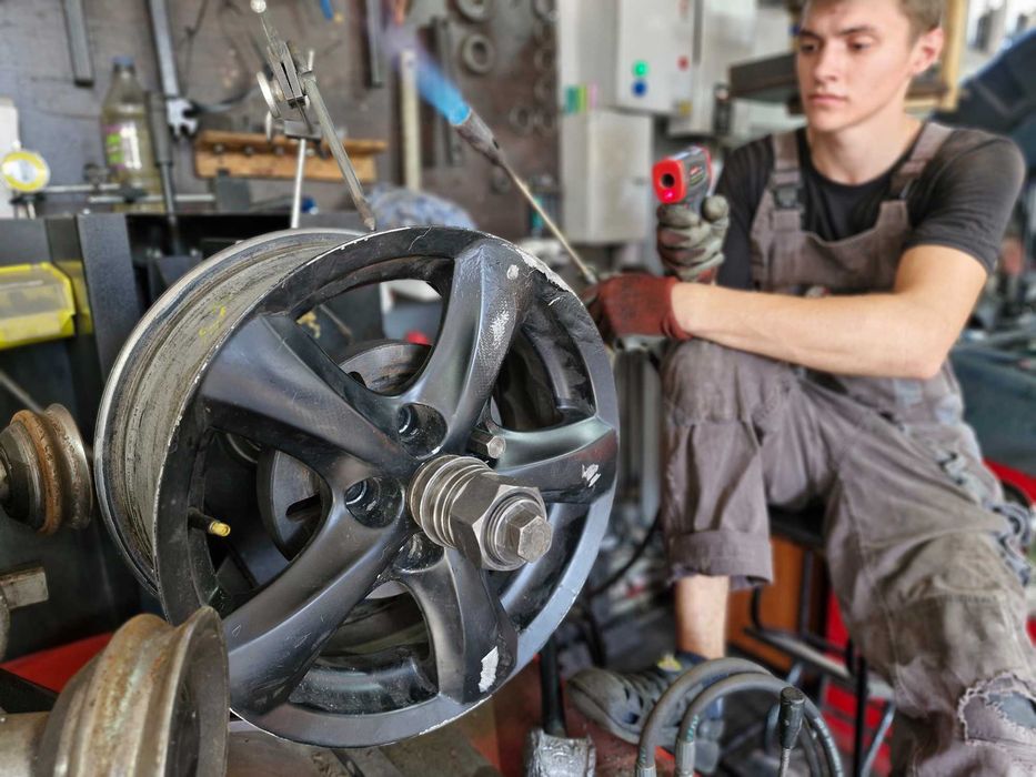 Шиномонтаж "20 дюймів": ремонт коліс будь-якої складності. Гарантія !