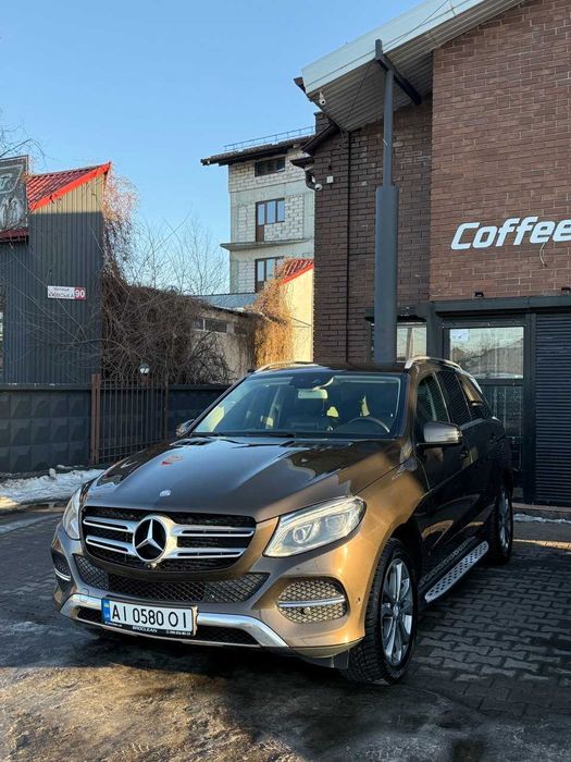 продам власний офіційний автомобіль !!!