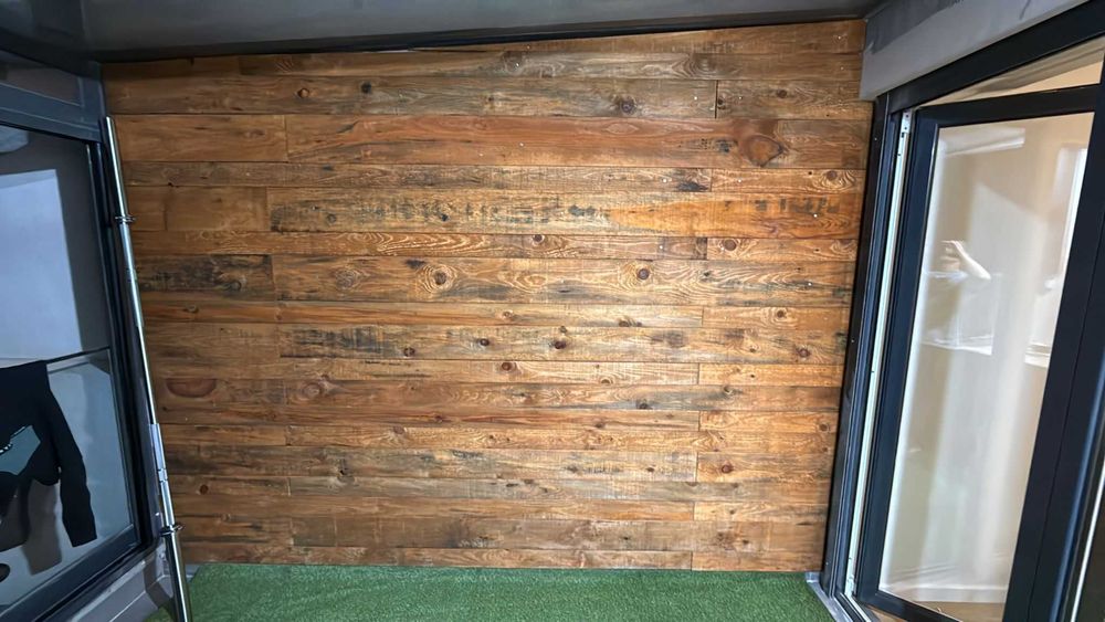 Carpentry Service491196536231055360